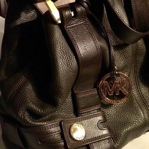 Michael Kors Bags - Michael Kors brown leather hobo bag Michael Kors Bags - Michael Kors brown leather hobo bag